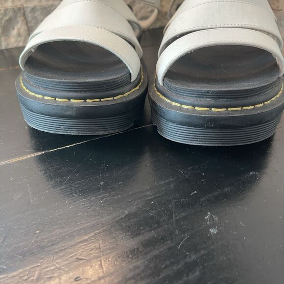 Sincerely Jules Daring Women's White Sandals Sz 8.5 M Platform straps Gladiator - Picture 3 of 8